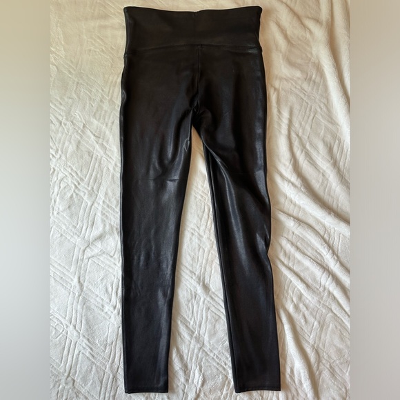 Spanx Faux Leather Leggings - Picture 4 of 8